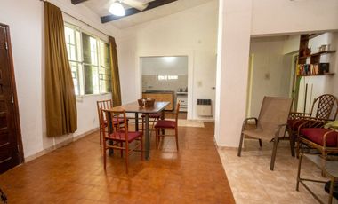 VENTA QUINTA CON GRAN TERRENO, EXCELENTE UBICACION