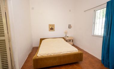 VENTA QUINTA CON GRAN TERRENO, EXCELENTE UBICACION