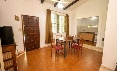 VENTA QUINTA CON GRAN TERRENO, EXCELENTE UBICACION
