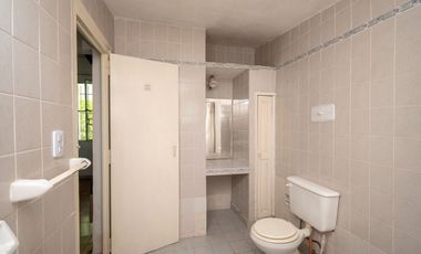 VENTA QUINTA CON GRAN TERRENO, EXCELENTE UBICACION