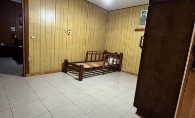 Casa 4 dormitorios y cochera en venta