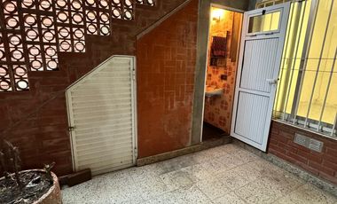Casa 4 dormitorios y cochera en venta