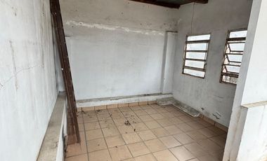 Casa 4 dormitorios y cochera en venta