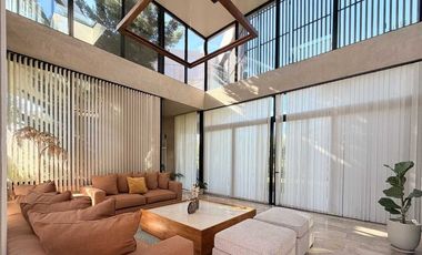 CASA EN VENTA - LAS GOLONDRINAS Bo CERRADO, HUDSON