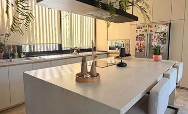 CASA EN VENTA - LAS GOLONDRINAS Bo CERRADO, HUDSON