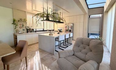 CASA EN VENTA - LAS GOLONDRINAS Bo CERRADO, HUDSON