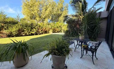 CASA EN VENTA - LAS GOLONDRINAS Bo CERRADO, HUDSON