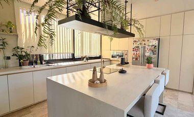 CASA EN VENTA - LAS GOLONDRINAS Bo CERRADO, HUDSON