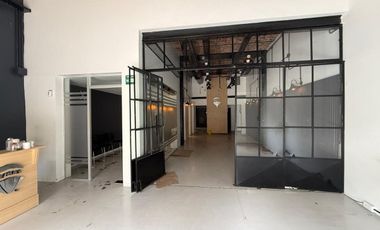 Importante Local de 200m2 en alquiler Avellaneda