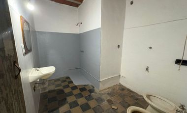 VENTA DE CASONA CENTRICA EN ESPERANZA