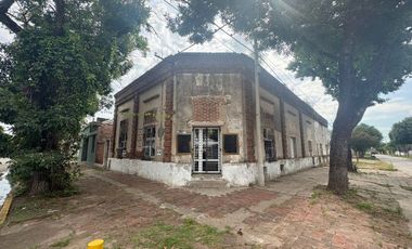 VENTA DE CASONA CENTRICA EN ESPERANZA