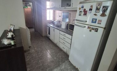 VENTA CASA ZONA ESTE BARRIO RESIDENCIAL