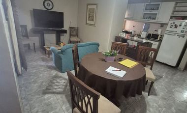 VENTA CASA ZONA ESTE BARRIO RESIDENCIAL