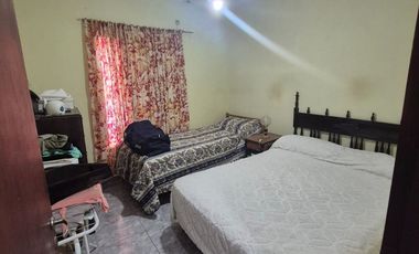 VENTA CASA ZONA ESTE BARRIO RESIDENCIAL