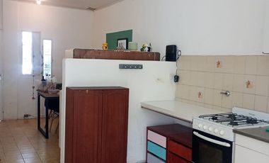 VENTA CASA 2 dormi - Barrio Este, a mts de ruta 70