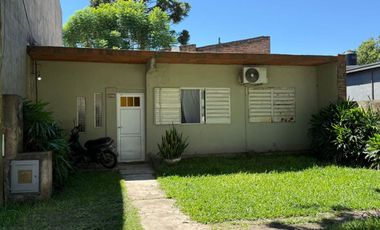 VENTA CASA 2 dormi - Barrio Este, a mts de ruta 70