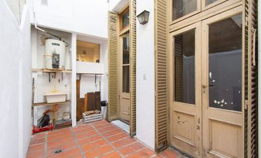 DEPARTAMENTO 3 AMB. EN VENTA EN BALVANERA /PATIO