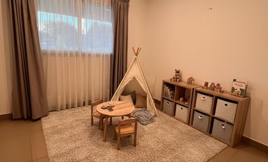 Casa  alquiler anual Barrio San Matías a la laguna