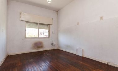 VENTA PH DE 3 AMB- PLANTA ALTA/ SARANDI