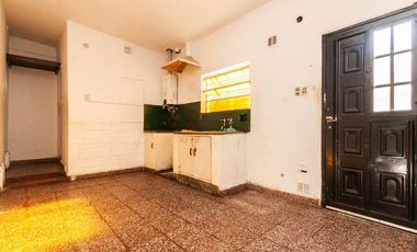 VENTA PH DE 3 AMB- PLANTA ALTA/ SARANDI