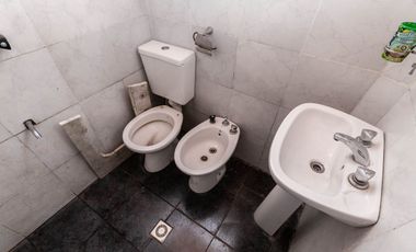 VENTA PH DE 3 AMB- PLANTA ALTA/ SARANDI