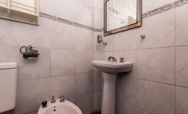 VENTA PH DE 3 AMB- PLANTA ALTA/ SARANDI