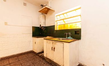 VENTA PH DE 3 AMB- PLANTA ALTA/ SARANDI