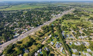 QUINTA PROYECTO EN BOSQUES DE LA SALLE - COLASTINE