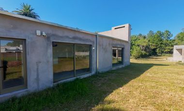 QUINTA PROYECTO EN BOSQUES DE LA SALLE - COLASTINE