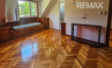 Calle cortada muy tranquila  - ACASSUSO