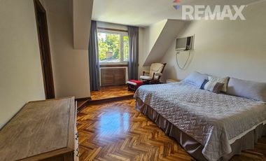 Calle cortada muy tranquila  - ACASSUSO