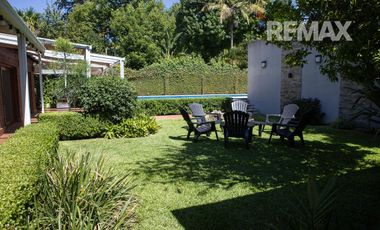 Calle cortada muy tranquila  - ACASSUSO