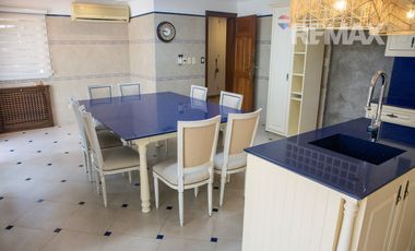 Calle cortada muy tranquila  - ACASSUSO