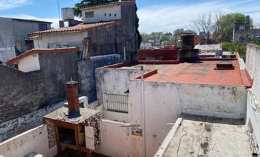 VENTA CASA VILLA LYNCH VIV MULTIFAMILIAR LOTE PROP