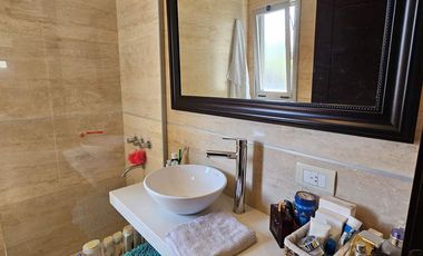 Excte. 4 amb + escrit- balc c/parr-Avell centro