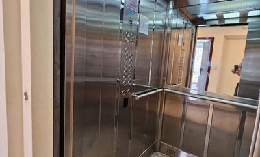 Excte. 4 amb + escrit- balc c/parr-Avell centro