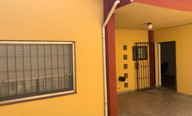 VENTA CASA 5 AMB EN INGENIERO JUAN ALLAN