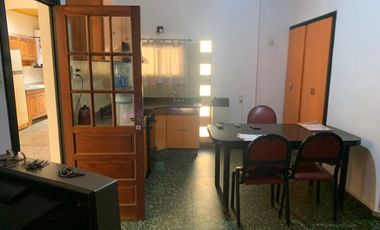 VENTA CASA 5 AMB EN INGENIERO JUAN ALLAN