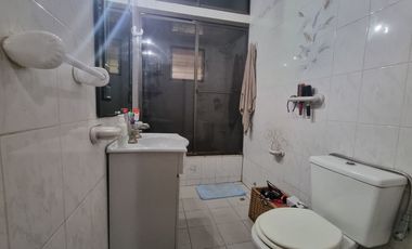 Casa 4 amb, Cocheras, Quincho, Pileta, lote de 853 m²