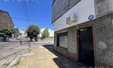 Venta local de 46 m2 en Crucecita
