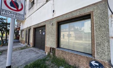 Venta local de 46 m2 en Crucecita