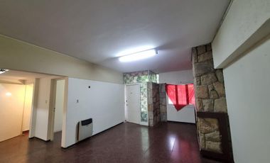Local en Alquiler comercial, Multifuncional , Ideal para varios rubros.