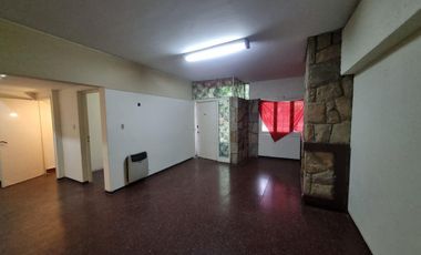 Local en Alquiler comercial, Multifuncional , Ideal para varios rubros.