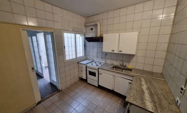 Local en Alquiler comercial, Multifuncional , Ideal para varios rubros.