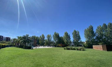 Alquiler Depto 2 Amb, Pradera Santa Barbara muy luminoso.