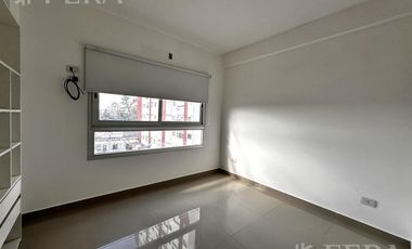 Venta de departamento de 2 ambientes con balcón en Wilde