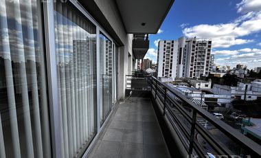 Venta de departamento de 2 ambientes con balcón en Wilde