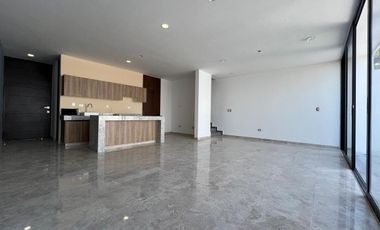 TOWHOUSE PREMIUM TIPO CASA CON ROOF TO EN VENTA EN PRIVADA