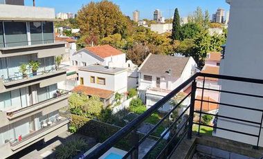 Muy buen depto en duplex LA LUCILA 4 ambientes con cochera Debenedetti y Rawson