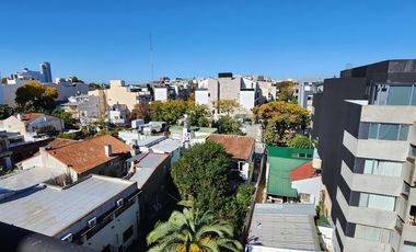 Muy buen depto en duplex LA LUCILA 4 ambientes con cochera Debenedetti y Rawson